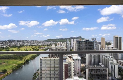 McCully - Moiliili Condo | "Ocean View" studio39th Flr @ Isle Colony by HOC