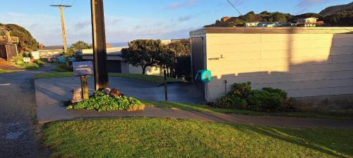 Baylys Beach House | Ocean View Terrace