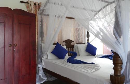 Kudapaduwa House | Ocean View tourist guest house at Negombo beach near the airport