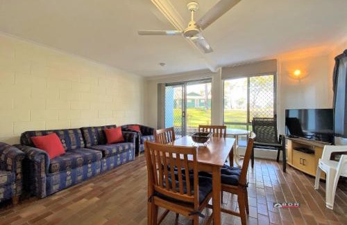 Traviston Apartment | Ocean Views