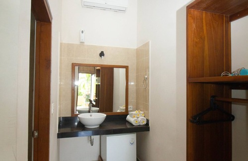 Tulamben Bed & Breakfast | Ocean Villa Dive Resort - Tulamben