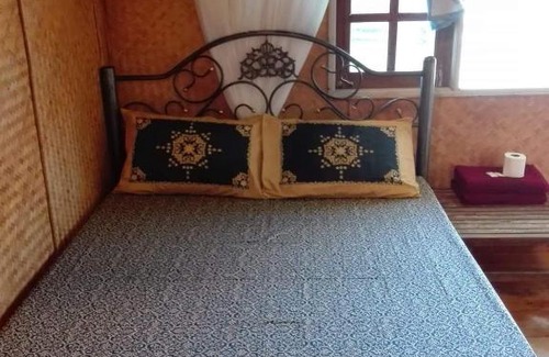 Bang Bao Bay House | Oceanblue Guest House