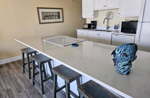New Smyrna Beach Condo | Oceanfront * Awesome View * The Pelican *2 pools
