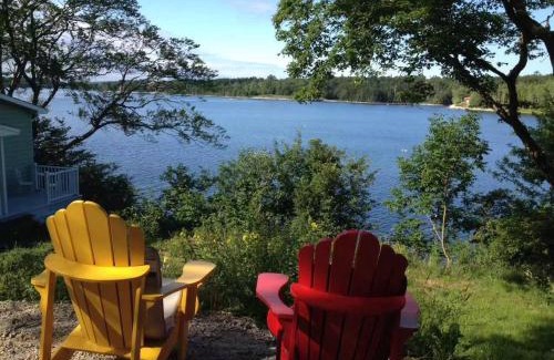 Chester House | Oceanfront Garden Cottage - Gateway to Attractions and Towns, Private Cove Mooring