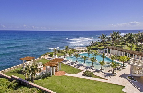 Cabrera Villa | Oceanfront Private 10 Bedroom Villa perfect Wedding/family/friends reunions,