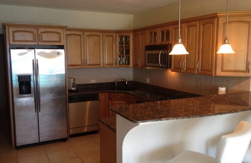 Maho Condo | Oceanfront Spectacular Penthouse W/Spacious Rooftop Terrace, Cupecoy Beach