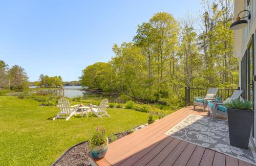 Harpswell Apartment | Oceanfront Studio with Private Dock in Harpswell!
