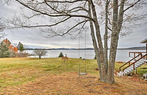 East Sullivan House | Oceanfront Sullivan Cottage on 6 Acres with Kayak!
