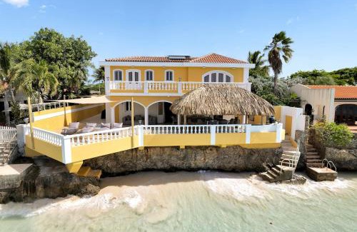Belnem Villa | Oceanfront villa Casa Mar Azul