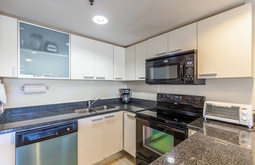Oranjestad-West Condo | Oceania☀️ Great for Families! Steps from the Beach, Pool and Grocery store…