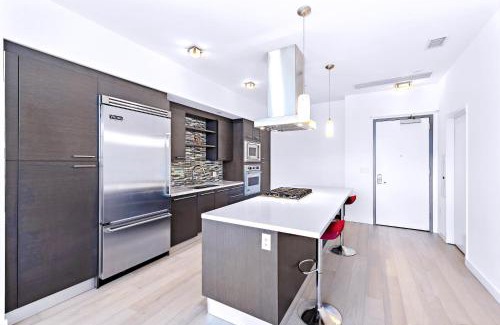 Santa Ana Apartment | Oceanview 25th Floor Luxury Penthouse
