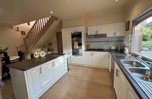 Frankston South House | Oceanview 4B2B Two-story House with Big Balcony!
