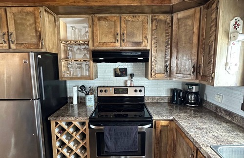 Plate Cove West House | Oceanview 4BR Biscuit Box Home in a Fishing Village Near Bonavista & Trinity
