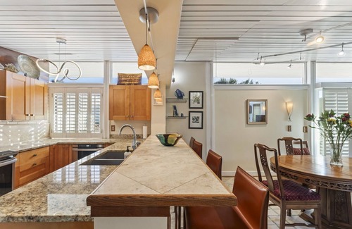 Atlantic Beach Apartment | Oceanview and Poolside Studio at The Atlantic Beach Estate & Gardens