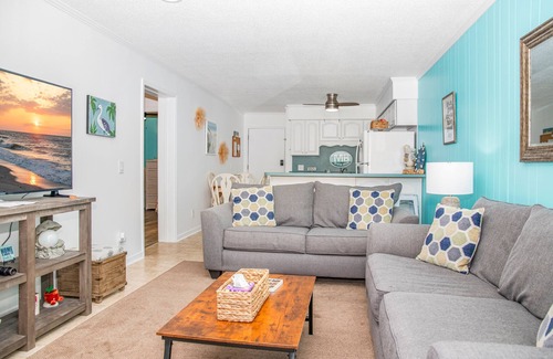 The Dunes Condo | Oceanview Oasis: Steps from the Beach – Cozy 2BR/2BA Myrtle Beach Condo