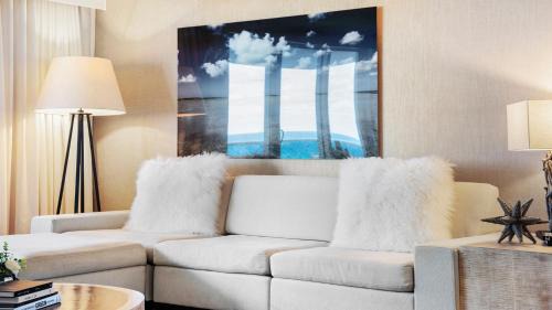 South Beach Apartment | Oceanview Private Condo at 1 Hotel & Homes -904