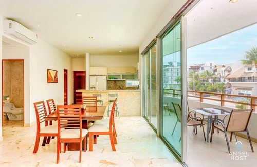 Zazil-ha Apartment | Oceanview Rooftop Pool | Steps to Coco Beach