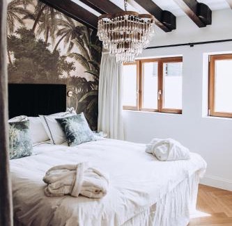 La Llotja-Born Apartment | Ocho Suites & Kitchen