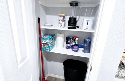 Odessa House | Odessa Oil Patch Comfort & Wi-Fi Included