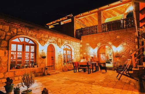 Salkhino House | Odo’s Guest House