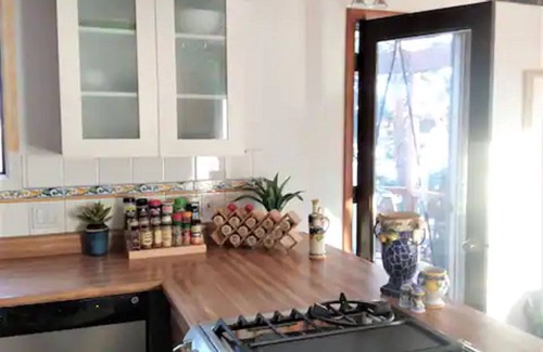 Lafayette House | off market