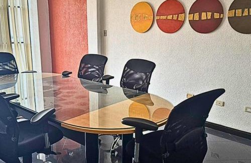 Tropical Lowlands Apartment | OFICINAS en ALQUILER o ANTICRÉTICO