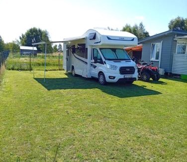 Rewal Other | ogrodzone miejsce na kamper, przyczepę kempingową, postój Wohnwagen Rewal