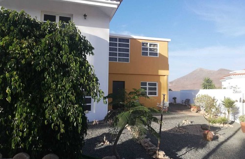 Tarajalejo Apartment | Ohana Roger, is a pleasant stay and prepared to spend a few days.