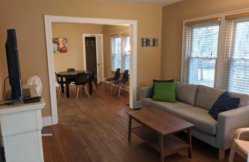 Loveland House | Ohio Ave 3 bed house Historic Downtown Loveland