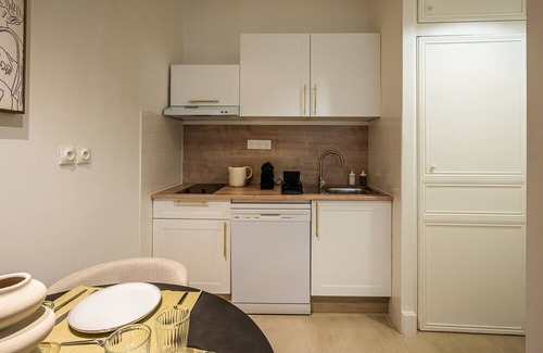 Centre Historique Apartment | OIQIA Impérium