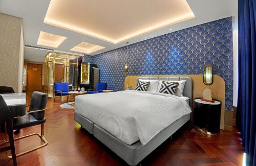 Central District Hotel | OKU Hotel