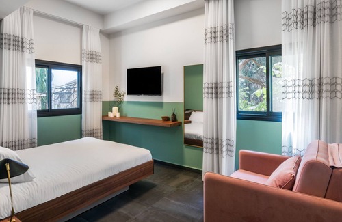 Panorama Street Bed & Breakfast | Olala Carmel Suite Triple Room