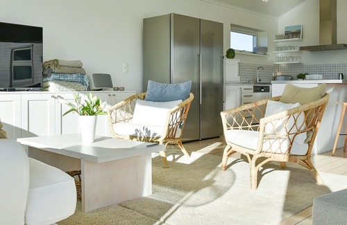 Stora Ror Villa | Öland full comfort with heated pool & evening sun