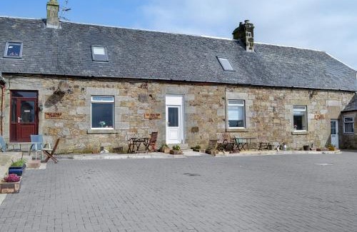 Kilkenzie House | Old Barn Farm Cottage - Cc