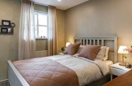 Innri-Njarthvik Apartment | Old Charm Apartment - Keflavík Downtown