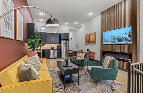 Old City Condo | Old City History | Kid-Friendly 2BR/1.5BA