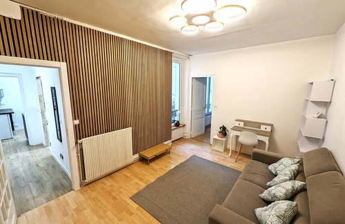 Marly-le-Roi Apartment | Old City peaceful retreat near Royal Park,15min Versailles, 5min Paris train
