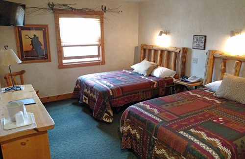 Centennial Hotel | Old Corral Hotel & Steakhouse