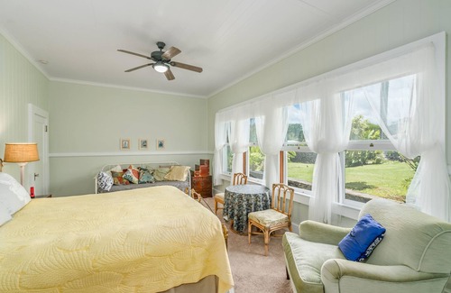 Hilo Bed & Breakfast | Old Hawaiian B and B