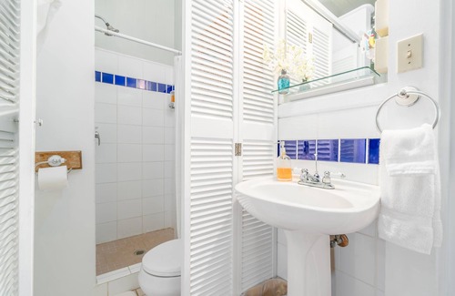 Hilo Bed & Breakfast | Old Hawaiian B and B