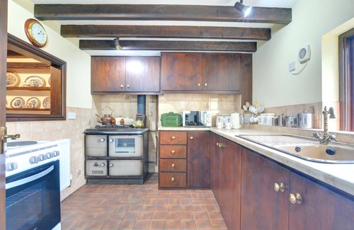 Newton House | Old Newton Cottage - Two Bedroom House, Sleeps 3