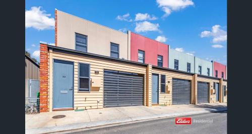 Echuca Apartment | Old Port Townhouse Central to Everything