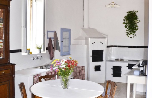 Noto House | Old rural farm near the canyon and the sea