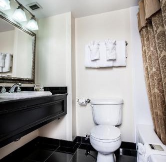 Fallsview Hotel | Old Stone Inn Boutique Hotel