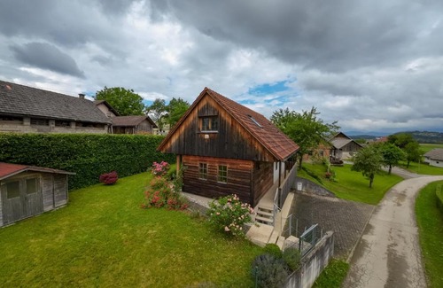 Metlika House | Old Taylor's house