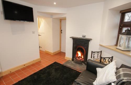 Malltraeth House | Old Tollgate