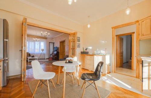 Old City Apartment | Old town Boheme Apartment