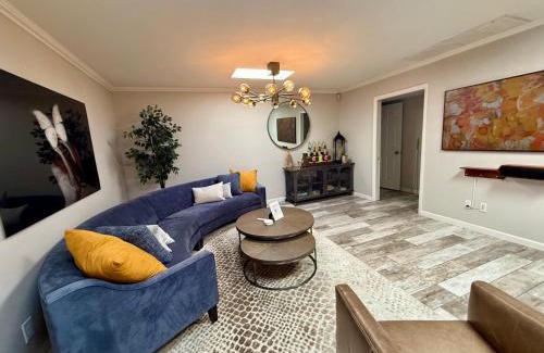 Monte Vivienda Apartment | (Old Town) Downtown Scottsdale Oasis