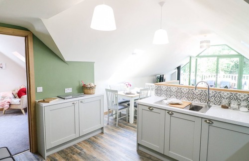 Lincoln Cottage | Old Wood Coach House