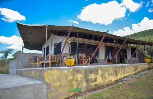 Maasai Mara Cabin | Oldarpoi Wageni Camp
